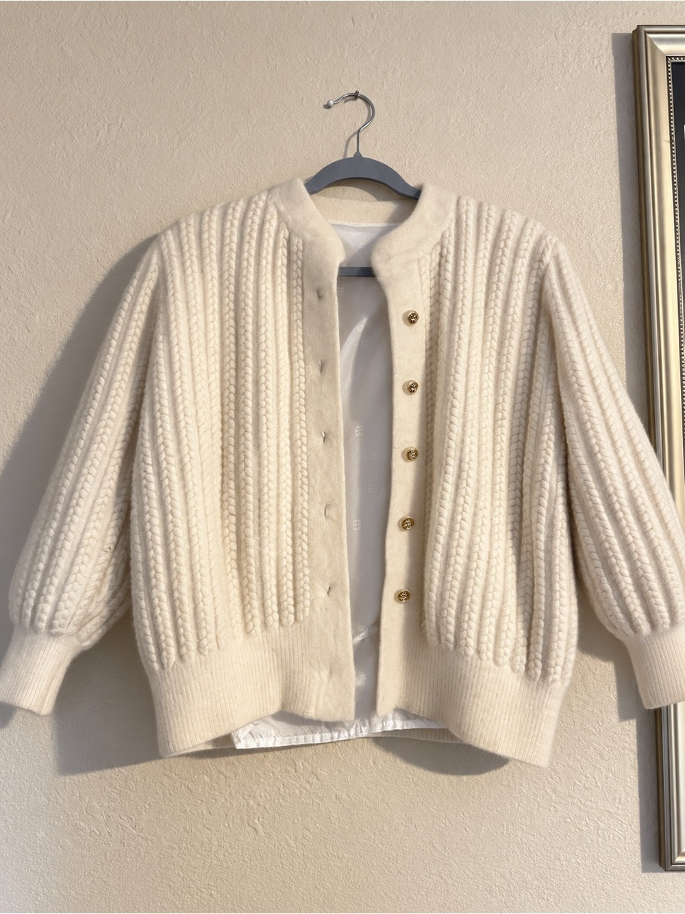 Vintage Ivory Angora 80% Cable Knit Cardigan Gold Button Balloon Sleeve Sweater